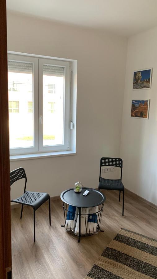 Fehérvári. Budai Lakás, Kiváló Közlekedés, Ingyenes Parkolás! Apartamento *